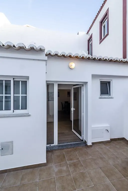 Lagos Downtown Guesthouse 0*,