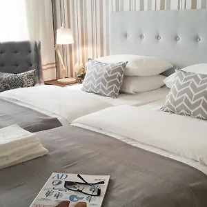 Flores Bed & Breakfast Lisbona